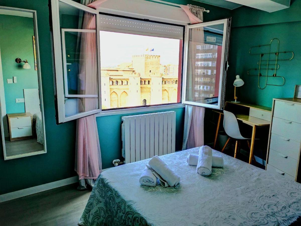 La Balconada De La Aljaferia Con Parking Privado Apartman Zaragoza Kültér fotó