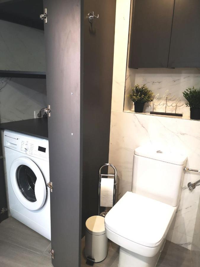 La Balconada De La Aljaferia Con Parking Privado Apartman Zaragoza Kültér fotó